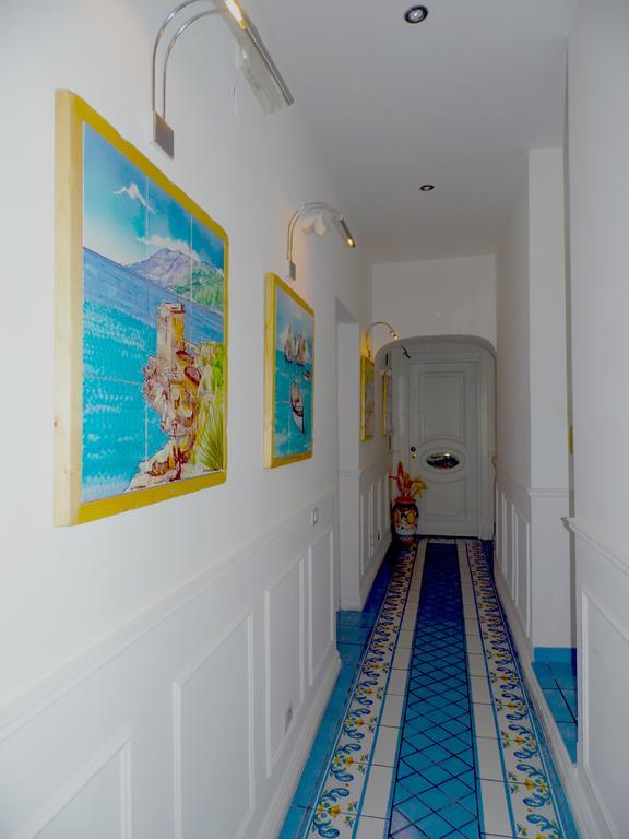 Dimora Carlo III Bed & Breakfast วิเอตริ ห้อง รูปภาพ