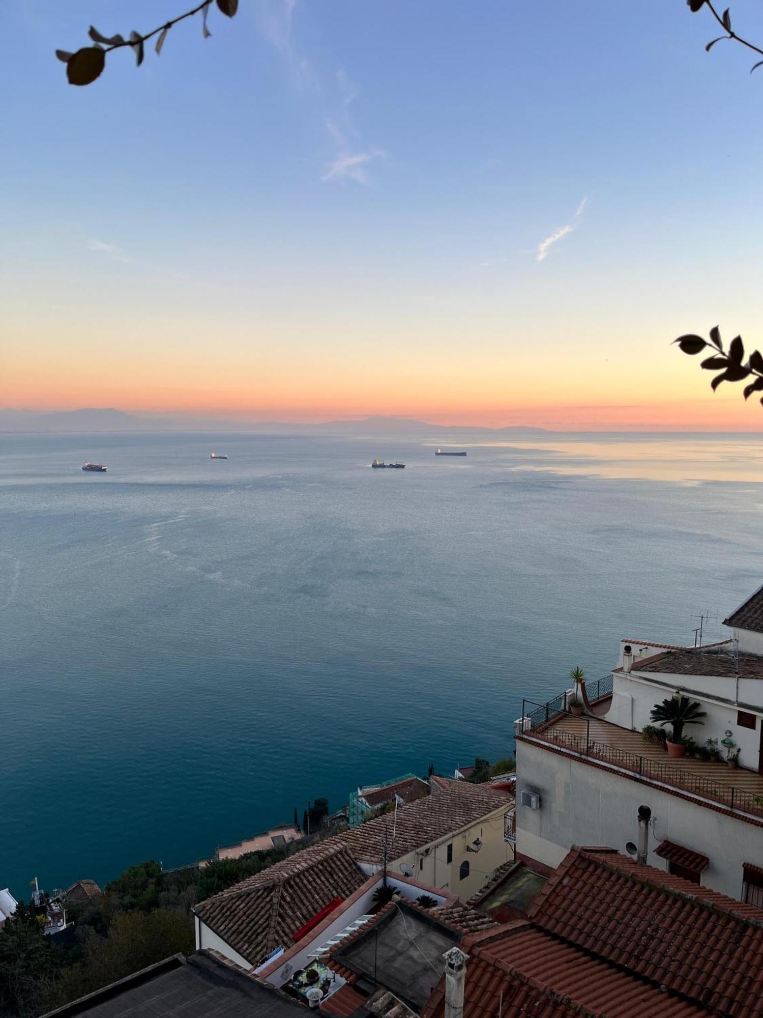 Dimora Carlo III Bed & Breakfast วิเอตริ ภายนอก รูปภาพ