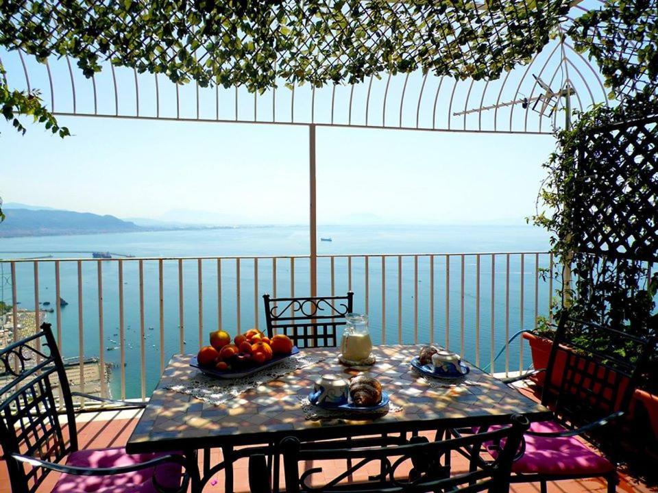 Dimora Carlo III Bed & Breakfast วิเอตริ ภายนอก รูปภาพ