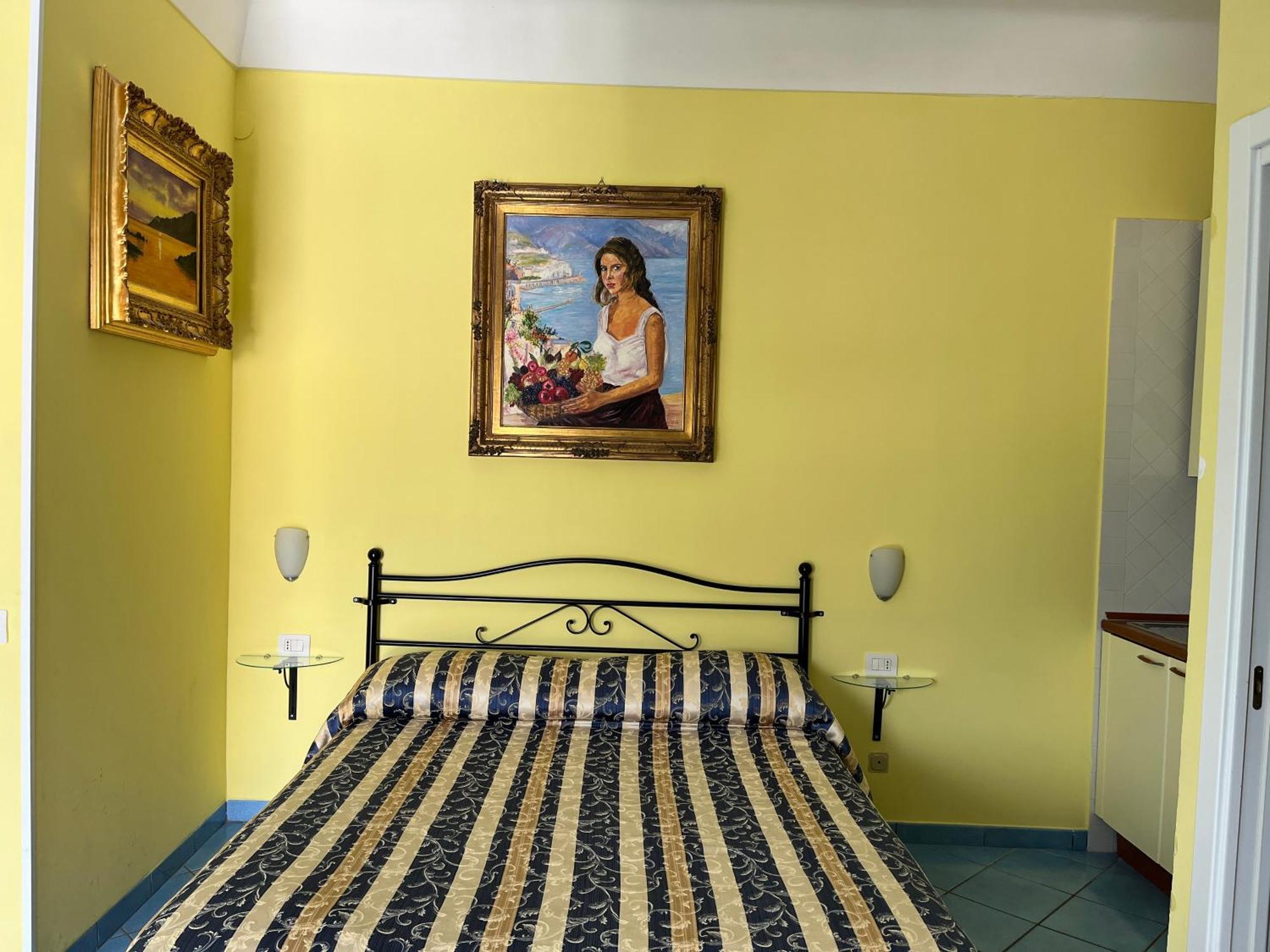 Dimora Carlo III Bed & Breakfast วิเอตริ ภายนอก รูปภาพ