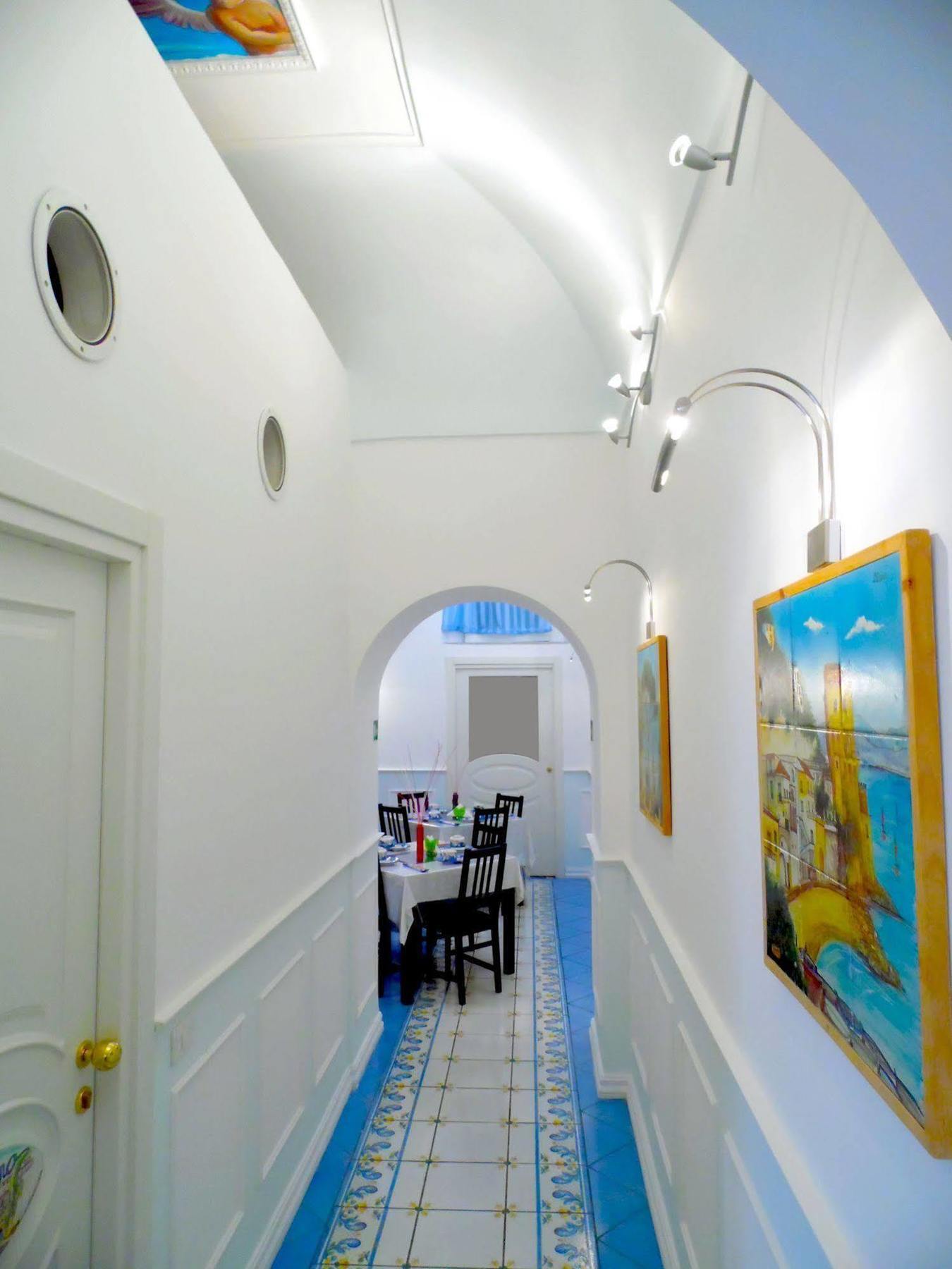Dimora Carlo III Bed & Breakfast วิเอตริ ภายนอก รูปภาพ